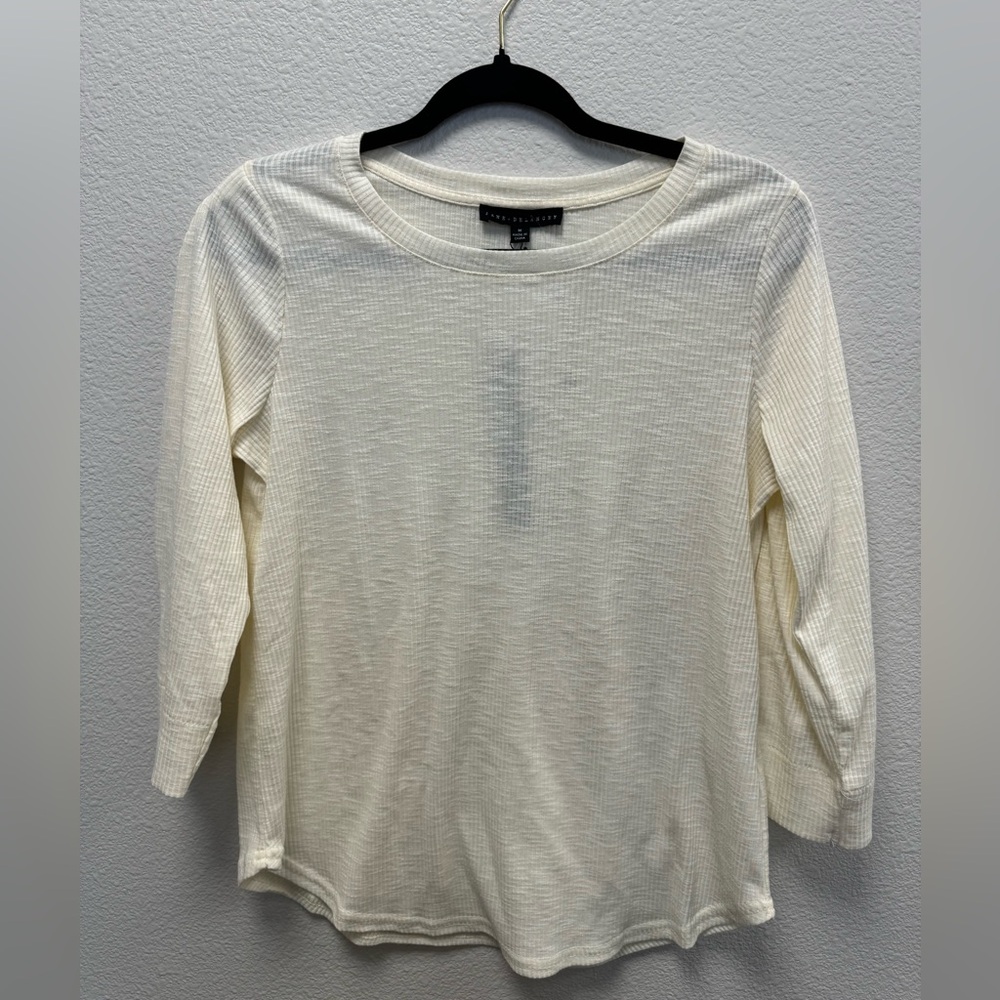 New with tags soft ribbed long sleeve.